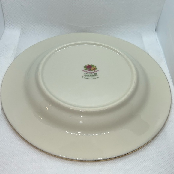 SALAD / DESERT PLATE RARE 1999 ROYAL ALBERT CHINA OLD COUNTRY ROSES CLASIC III - Picture 7 of 9